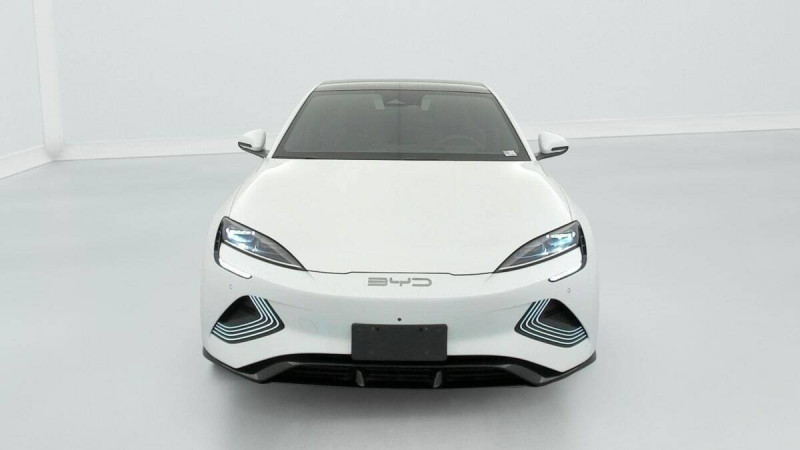 BYD SEAL 82 5 KWH 313 CH RWD DESIGN