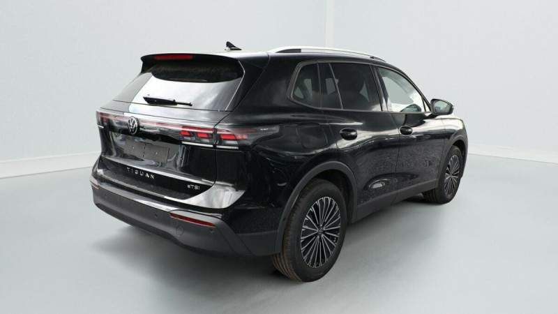 VOLKSWAGEN TIGUAN 150 DSG