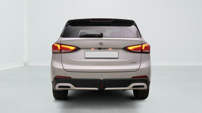 MG ZS HYBRID+ 194 LUXURY