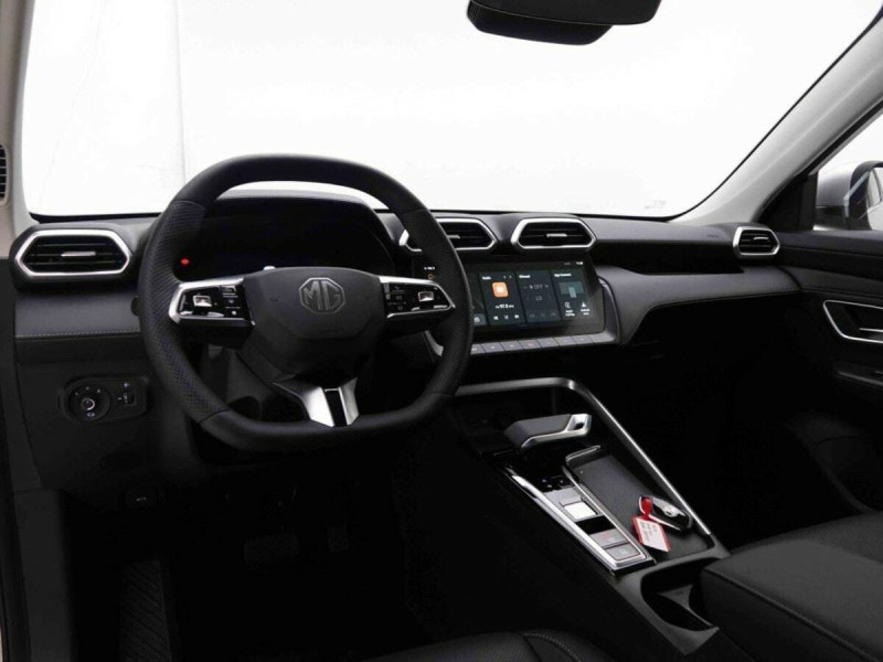 MG ZS HYBRID+ 194 LUXURY