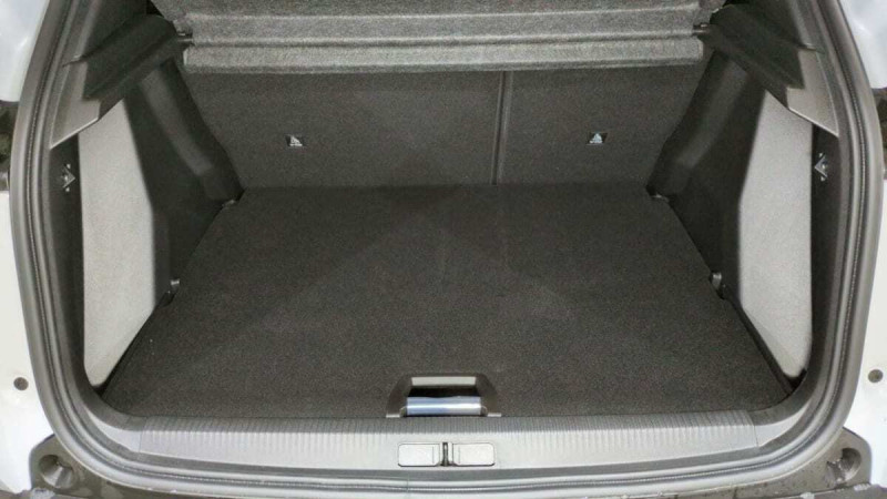 PEUGEOT 2008 HYBRID 145 E-DCS6 GT