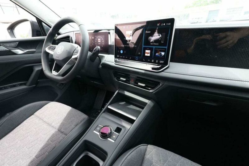 VOLKSWAGEN TIGUAN 150 DSG