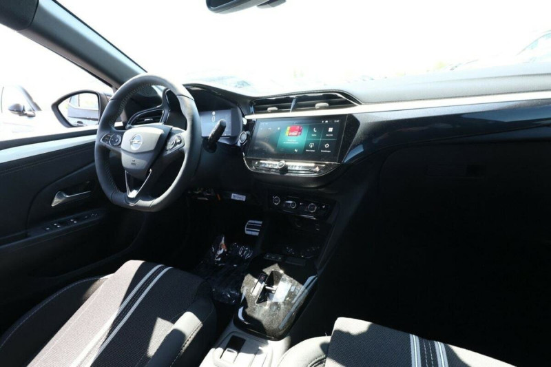 OPEL CORSA HYBRID 145 ULTIMATE