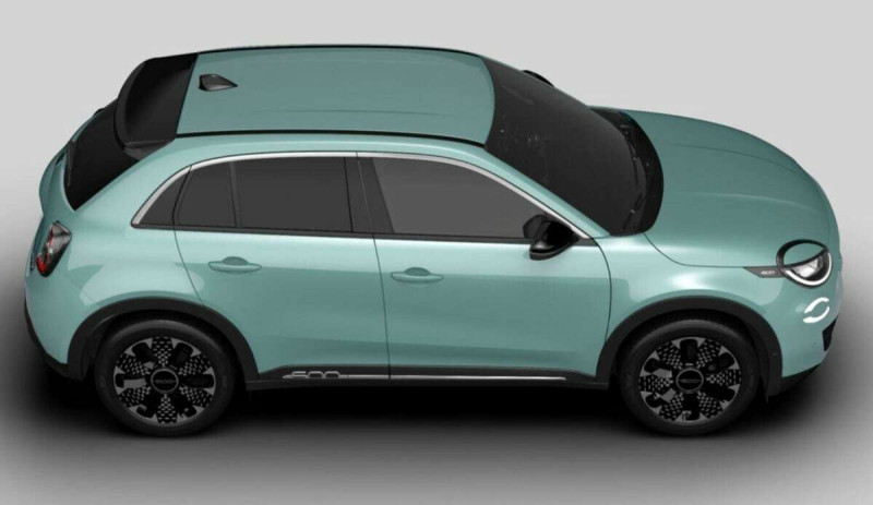 FIAT 600 HYBRID 145 LA PRIMA