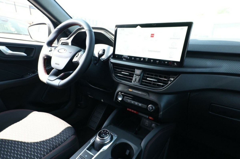 FORD KUGA 180 FHEV ST-LINE