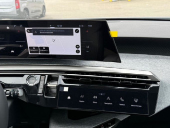 PEUGEOT 5008 HYBRID 145 ALLURE E-DCS6