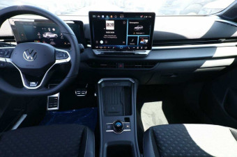 VOLKSWAGEN T-ROC 1.5 ETSI 150 DSG R-LINE