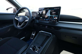 VOLKSWAGEN T-ROC 1.5 ETSI 150 DSG R-LINE