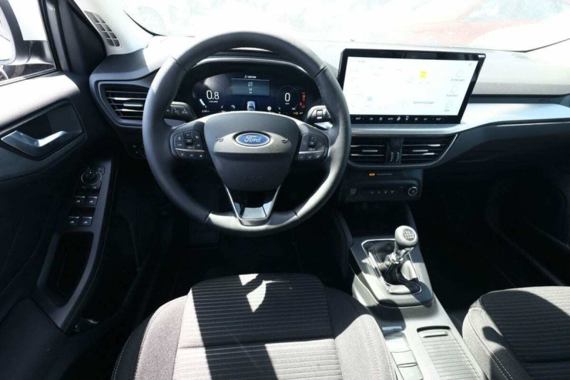 FORD FOCUS 125 TITANIUM X