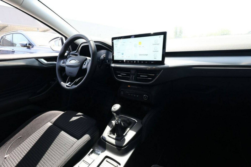 FORD FOCUS 125 TITANIUM X