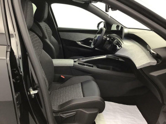 PEUGEOT 3008 HYBRID 145 ALLURE