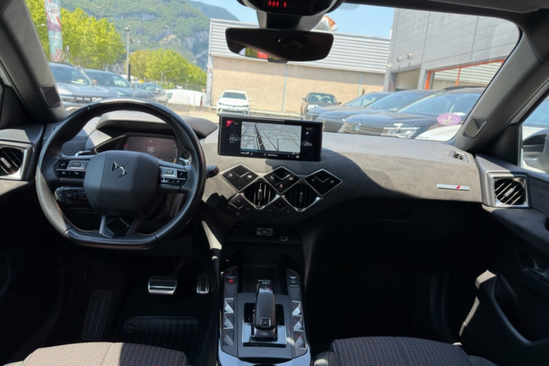 DS DS3 CROSSBACK 130 EAT8 PERFORMANCE LINE