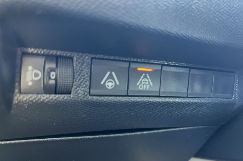PEUGEOT 2008 130 EAT8 ALLURE PACK PLUS