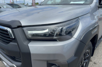 TOYOTA HILUX 2.8 204 BVA INVINCIBLE 4PL