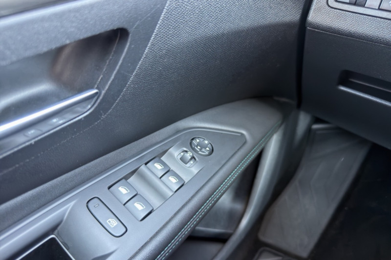 PEUGEOT 3008 1.5 BLUE HDI130 EAT8 ALLURE