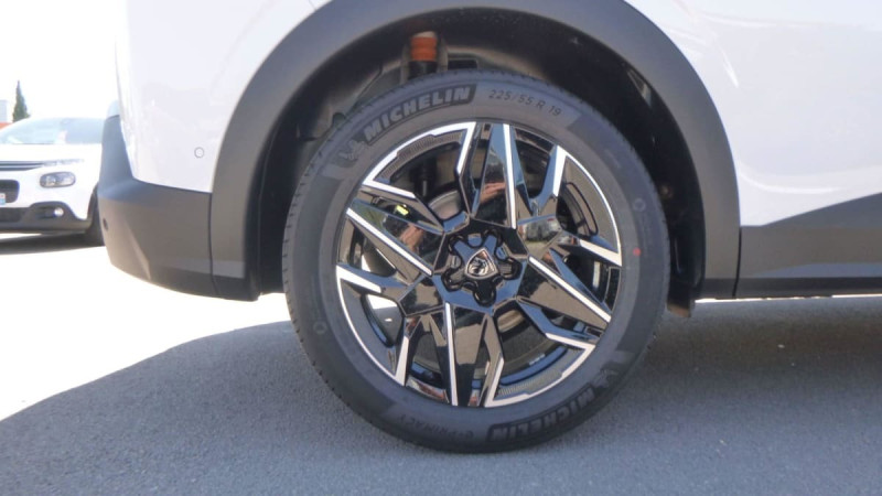 PEUGEOT 3008 HYBRID 145 E-DCS6 GT