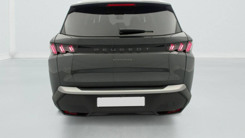 PEUGEOT 5008 HYBRID 145 E-DCS6 ALLURE