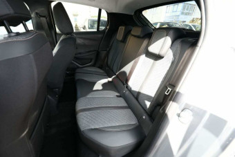 PEUGEOT 208 HYBRID 110 ALLURE