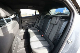 PEUGEOT 2008 HYBRID 145 E-DCS6 ALLURE