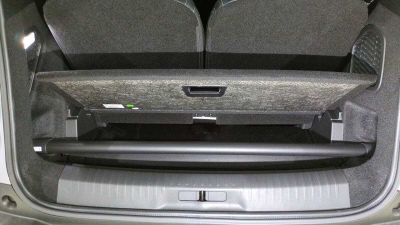 PEUGEOT 5008 HYBRID 145 GT E-DCS6