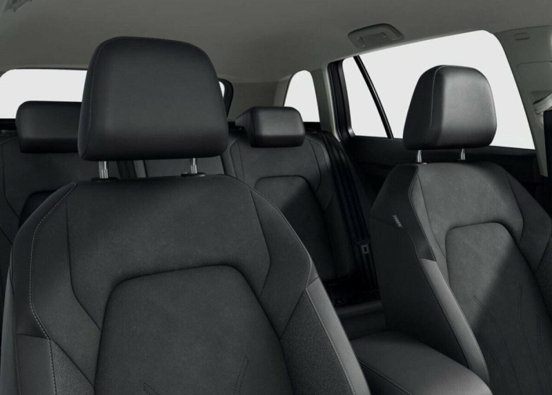 VOLKSWAGEN GOLF SW 2.0 TDI 150 DSG7 STYLE