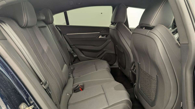 PEUGEOT 508 HYBRID 180 E-EAT8 ALLURE