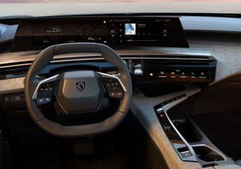 PEUGEOT 5008 HYBRID 145 ALLURE E-DCS6