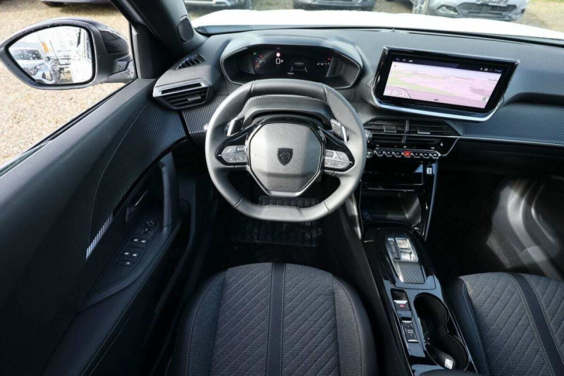 PEUGEOT 2008 HYBRID 145 ALLURE