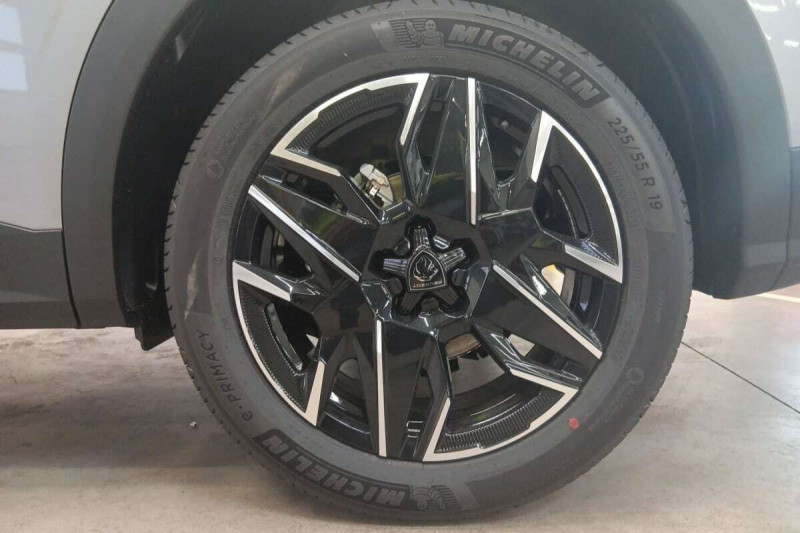 PEUGEOT 3008 HYBRID 136 E-DCS6 GT