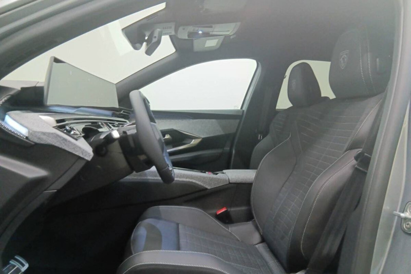 PEUGEOT 3008 HYBRID 136 E-DCS6 GT