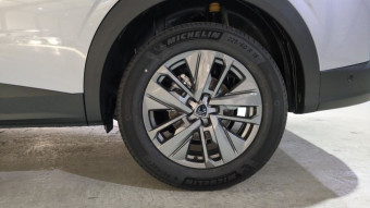 PEUGEOT 5008 HYBRID 145 CH E-DCS6 ALLURE