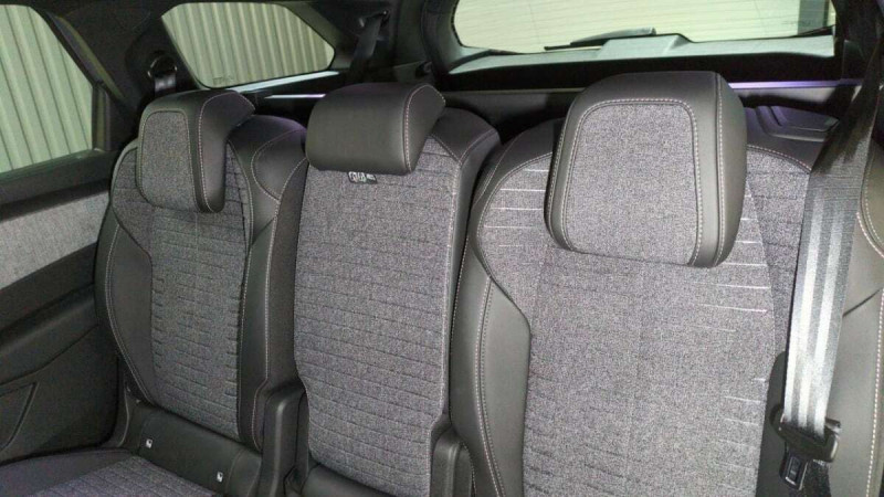 PEUGEOT 5008 HYBRID 145 CH E-DCS6 ALLURE