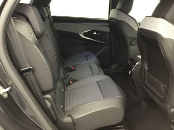 PEUGEOT 5008 GT 1.2 HYBRID 145