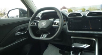 MG ZS 1.5 L HYBRID+ 197 CH LUXURY