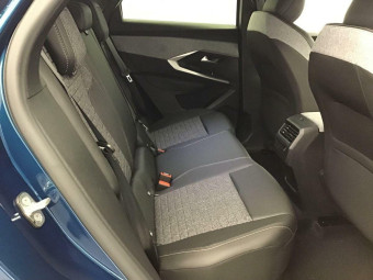 PEUGEOT 3008 HYBRID 145 E-DCS6 ALLURE