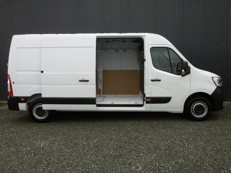 RENAULT MASTER L3H2 PACK CLIM 135 DCI