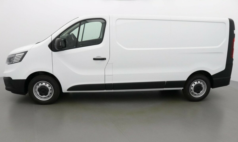 RENAULT TRAFIC 3 FOURGON L2H1 CONFORT 130 BLUE DCI