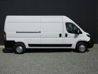 PEUGEOT BOXER FOURGON BASE 140 HDI
