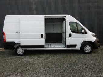 PEUGEOT BOXER FOURGON BASE 140 HDI