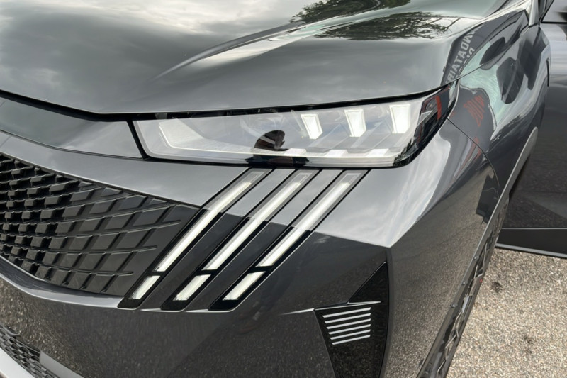 PEUGEOT 5008 HYBRID 145 E-DCS6 GT 360 T.O