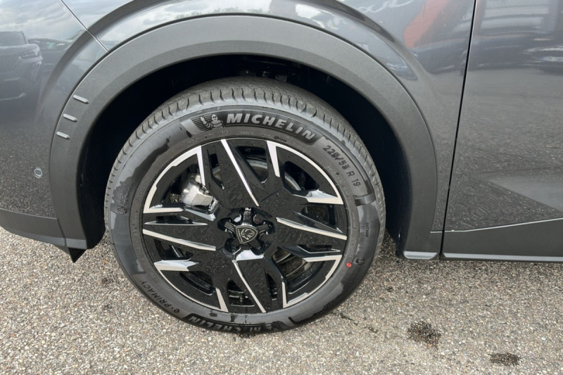 PEUGEOT 5008 HYBRID 145 E-DCS6 GT 360 T.O