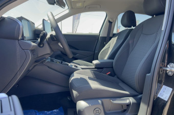 VOLKSWAGEN T-ROC ETSI 150 DSG LIFE PLUS