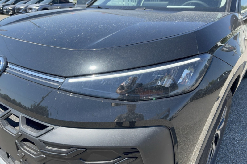 VOLKSWAGEN T-ROC ETSI 150 DSG LIFE PLUS