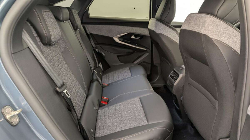 PEUGEOT 3008 HYBRID 145 E-DCS6 ALLURE