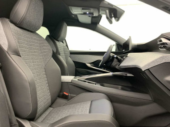 PEUGEOT 3008 HYBRID 145 E-DCS6 ALLURE