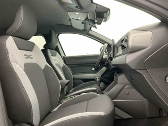 DACIA BIGSTER MILD HYBRID 140 JOURNEY