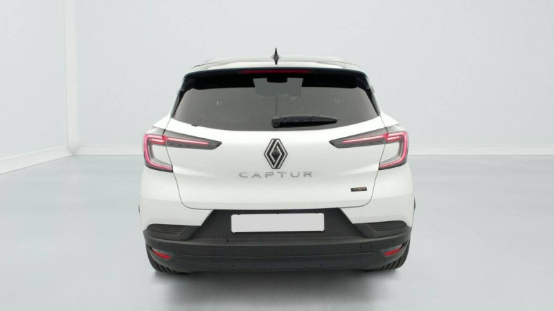 RENAULT CAPTUR E-TECH FULL HYBRID 160 CH TECHNO