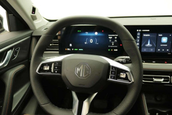 MG EHS 1.5 HYBRID+ 224 CH LUXURY