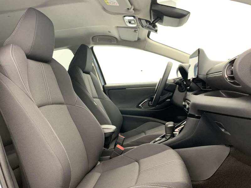 TOYOTA YARIS HYBRID 116H DESIGN