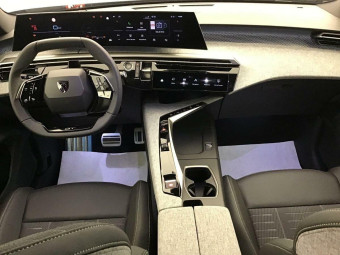 PEUGEOT 3008 PHASE 4 GT 1.2 HYBRID 145